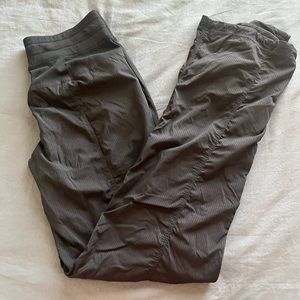 Dance Studio Mid-Rise Pant Regular